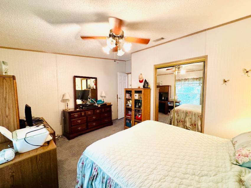 1484 Double Eagle Drive a Lakeland, FL Mobile or Manufactured Home for Sale